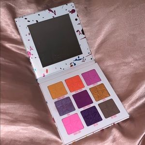 Jeffree Star mini breaker
